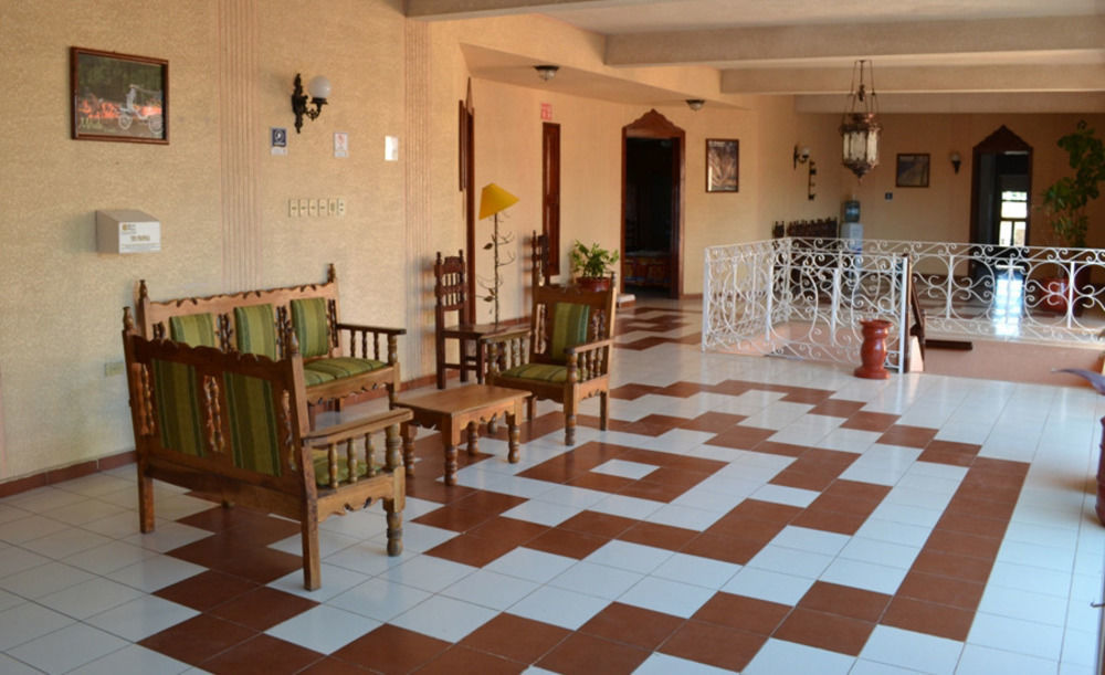 Hotel Plaza Yucatan Ticul Екстер'єр фото